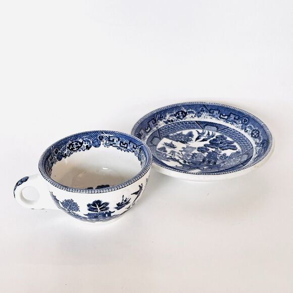Vintage 40s Buffalo China Blue Willow Coffee Cup & Saucer Restaurant Ware China - Picture 8 of 14